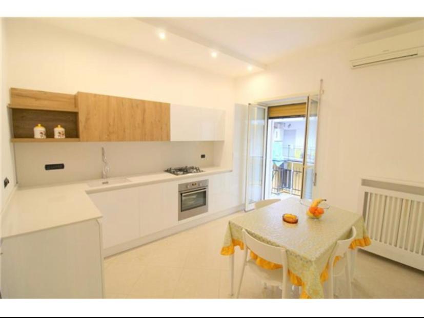 Casa Bianca Apartment Napoli Bagian luar foto